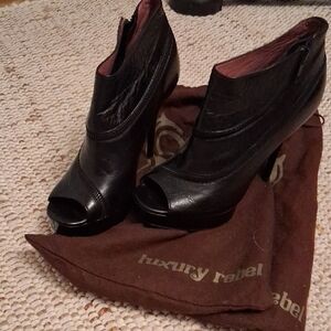 Luxury Rebel Black Leather Peep-Toe Boots